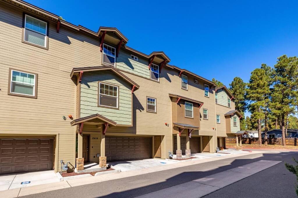 Luxury Home Downtown Nau Route 66 Snowbowl Flagstaff Exterior photo