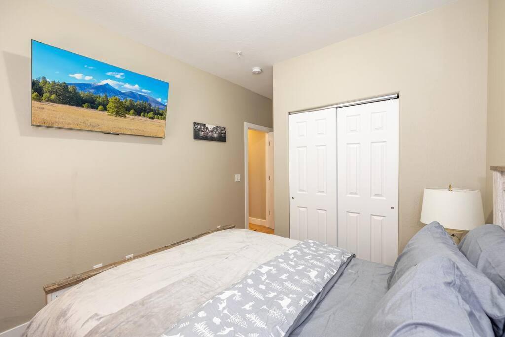 Luxury Home Downtown Nau Route 66 Snowbowl Flagstaff Exterior photo